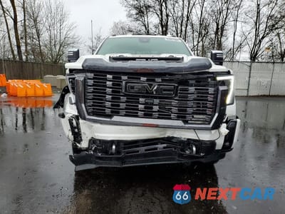 Piąte zdjęcie samochodu w środku: 2024 GMC SIERRA K3500 DENALI ULTIMATE VIN:1GT49YEY7RF362129 - miniatura