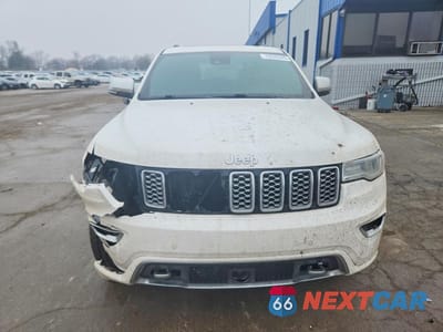 Piąte zdjęcie samochodu w środku: 2019 JEEP GRAND CHEROKEE OVERLAND VIN:1C4RJFCG2KC621046 - miniatura