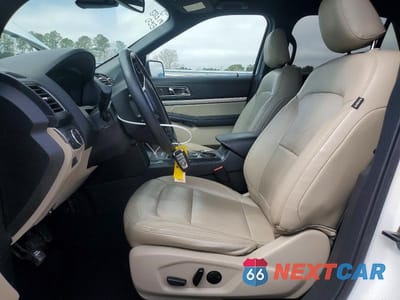 Zdjęcie 7 z 13 samochodu: 2019 FORD EXPLORER XLT VIN:1FM5K7D86KGA44387 - miniatura
