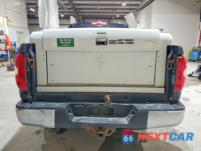 Zdjęcie 6 z 12 samochodu: 2017 TOYOTA TUNDRA SR5 VIN:5TFUY5F19HX594730 - miniatura