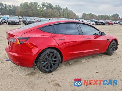 Trzecie zdjęcie samochodu z tyłu: 2022 TESLA MODEL 3 VIN:5YJ3E1EB6NF233582 - miniatura