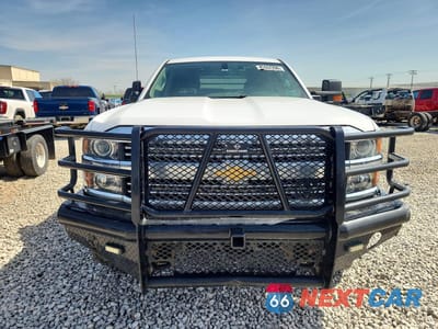 Piąte zdjęcie samochodu w środku: 2015 CHEVROLET SILVERADO K2500 FLATBED TRUCK VIN:1GC1KUE8XFF539333 - miniatura