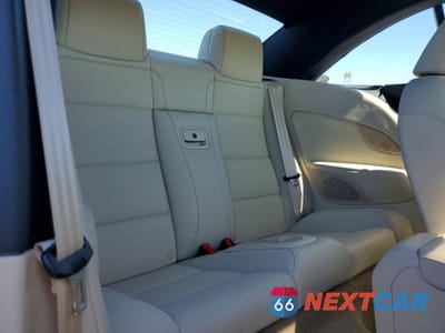 Zdjęcie 10 z 12 samochodu: 2016 VOLKSWAGEN EOS KOMFORT VIN:WVWBW8AH3GV000954 - miniatura