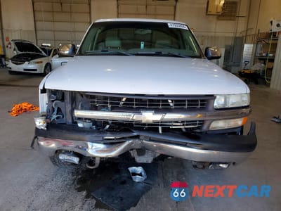 Piąte zdjęcie samochodu w środku: 2000 CHEVROLET SILVERADO K1500 VIN:2GCEK19T5Y1349836 - miniatura