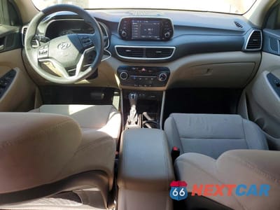 Zdjęcie 8 z 13 samochodu: 2019 HYUNDAI TUCSON SE VIN:KM8J23A4XKU999171 - miniatura