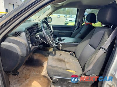 Zdjęcie 7 z 12 samochodu: 2010 CHEVROLET SILVERADO K1500 LT VIN:3GCRKSEA4AG129743 - miniatura
