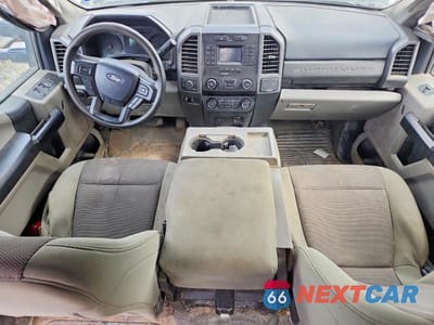 Zdjęcie 8 z 11 samochodu: 2021 FORD F250 SUPER DUTY FLATBED TRUCK VIN:1FT7W2B63MEC69774 - miniatura