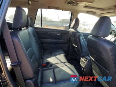 Zdjęcie 11 z 12 samochodu: 2017 HONDA PILOT TOURING VIN:5FNYF6H94HB086577 - miniatura