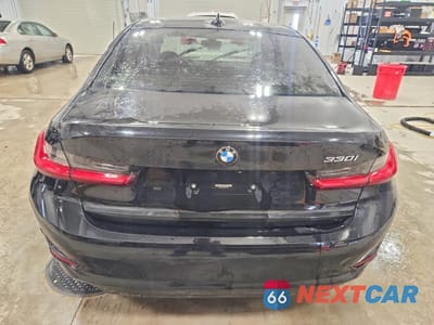 Zdjęcie 6 z 12 samochodu: 2019 BMW 330I VIN:WBA5R1C53KAK12801 - miniatura