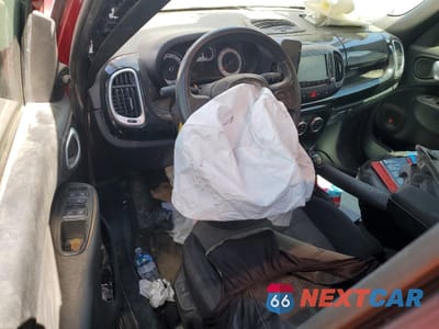 Zdjęcie 8 z 12 samochodu: 2016 FIAT 500L TREKKING VIN:ZFBCFADH4GZ037434 - miniatura