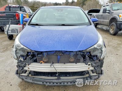 Piąte zdjęcie samochodu w środku: 2018 TOYOTA PRIUS THREE VIN:JTDKARFU9J3059973 - miniatura