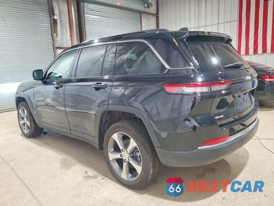 Drugie zdjęcie samochodu z przodu: 2025 JEEP GRAND CHEROKEE LIMITED VIN:1C4RJHBGXSC361329 - miniatura