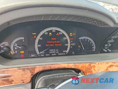 Zdjęcie 9 z 11 samochodu: 2011 MERCEDES-BENZ S 550 VIN:WDDNG7BB4BA387082 - miniatura