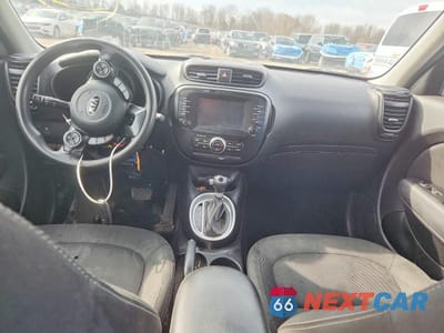 Zdjęcie 8 z 13 samochodu: 2018 KIA SOUL + VIN:KNDJP3A50J7537178 - miniatura