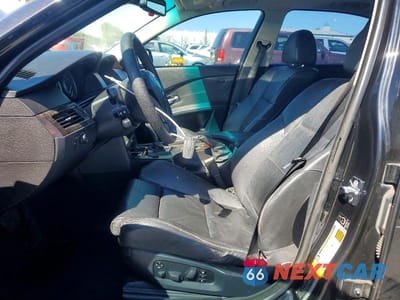 Zdjęcie 7 z 11 samochodu: 2006 BMW 530 I VIN:WBANE73586CM39314 - miniatura