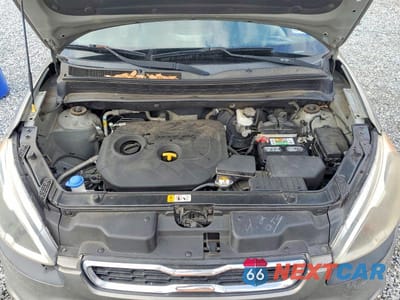 Zdjęcie 12 z 13 samochodu: 2012 KIA SOUL + VIN:KNDJT2A62C7404553 - miniatura