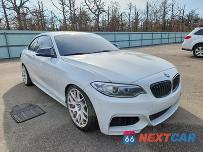 Czwarte zdjęcie samochodu z boku: 2015 BMW M235I VIN:WBA1J7C50FV289049 - miniatura