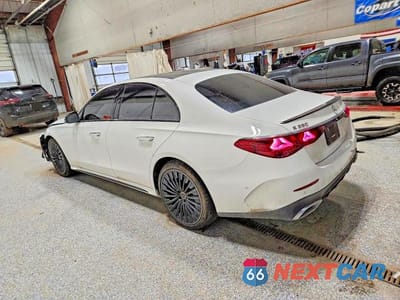 Drugie zdjęcie samochodu z przodu: 2026 MERCEDES-BENZ E 350 4MATIC VIN:W1KLF4HB4TA242965 - miniatura