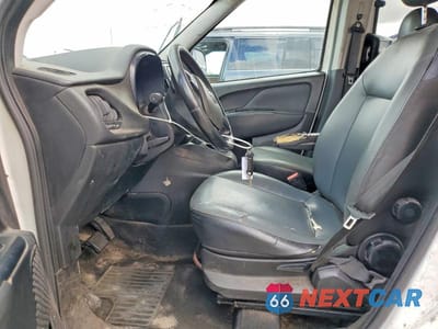 Zdjęcie 7 z 14 samochodu: 2018 RAM PROMASTER CITY SLT VIN:ZFBERFBBXJ6J26946 - miniatura