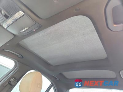 Zdjęcie 12 z 12 samochodu: 2019 MERCEDES-BENZ C 300 4MATIC VIN:55SWF8EB0KU283164 - miniatura