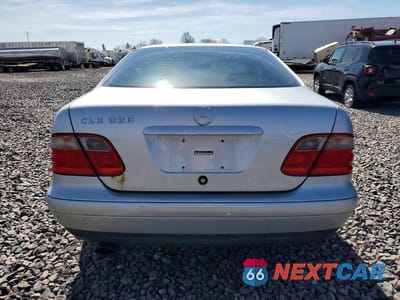 Zdjęcie 6 z 11 samochodu: 1999 MERCEDES-BENZ CLK 320 VIN:WDBLJ65G4XF112244 - miniatura