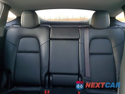 Zdjęcie 10 z 14 samochodu: 2024 TESLA MODEL Y VIN:7SAYGDEE4RF149832 - miniatura