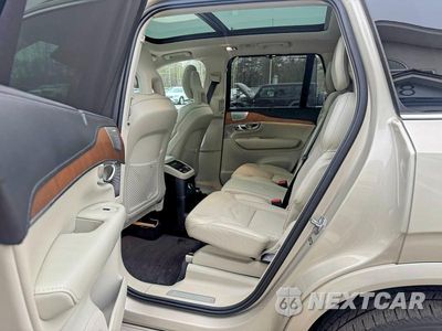 Zdjęcie 8 z 14 samochodu: 2016 VOLVO XC90 T8 VIN:YV4BC0PL9G1048520 - miniatura