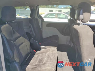 Zdjęcie 11 z 13 samochodu: 2016 DODGE GRAND CARAVAN SE VIN:2C4RDGBGXGR321512 - miniatura