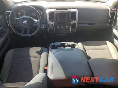 Zdjęcie 8 z 12 samochodu: 2015 RAM 1500 SLT VIN:1C6RR7LT1FS551358 - miniatura
