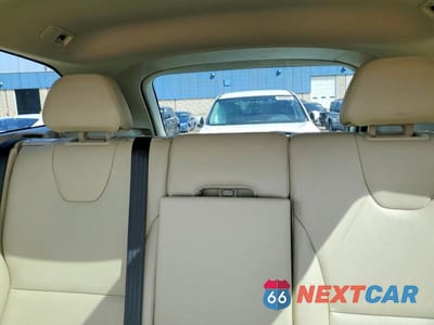 Zdjęcie 10 z 13 samochodu: 2015 VOLVO XC60 T5 PREMIER VIN:YV4612RK2F2729277 - miniatura