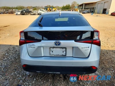 Zdjęcie 6 z 12 samochodu: 2021 TOYOTA PRIUS XLE VIN:JTDKAMFU1M3140022 - miniatura