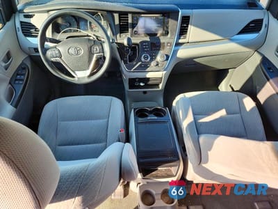 Zdjęcie 8 z 13 samochodu: 2017 TOYOTA SIENNA LE 8-PASSENGER VIN:5TDKZ3DC7HS878196 - miniatura