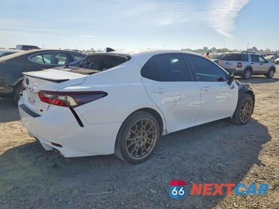 Trzecie zdjęcie samochodu z tyłu: 2024 TOYOTA CAMRY SE NIGHTSHADE VIN:4T1T11AK6RU254555 - miniatura