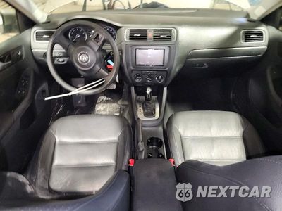 Zdjęcie 8 z 11 samochodu: 2014 VOLKSWAGEN JETTA SE VIN:3VWD17AJ3EM214660 - miniatura