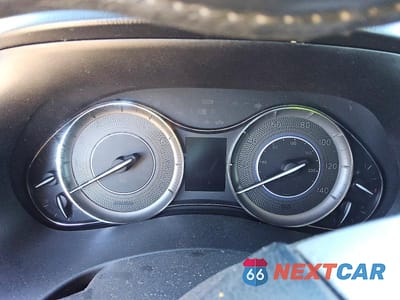 Zdjęcie 9 z 12 samochodu: 2016 INFINITI QX80 BASE VIN:JN8AZ2NF7G9610586 - miniatura