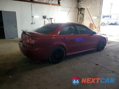 Trzecie zdjęcie samochodu z tyłu: 2004 MAZDA 6 S VIN:1YVHP80DX45N15557 - miniatura