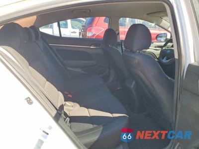 Zdjęcie 10 z 12 samochodu: 2019 HYUNDAI ELANTRA SEL VIN:5NPD84LF7KH474907 - miniatura