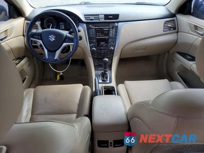Zdjęcie 8 z 13 samochodu: 2012 SUZUKI KIZASHI SPORT SLS VIN:JS2RF9A89C6100975 - miniatura