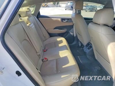 Zdjęcie 10 z 11 samochodu: 2020 HONDA CLARITY TOURING VIN:JHMZC5F32LC000631 - miniatura