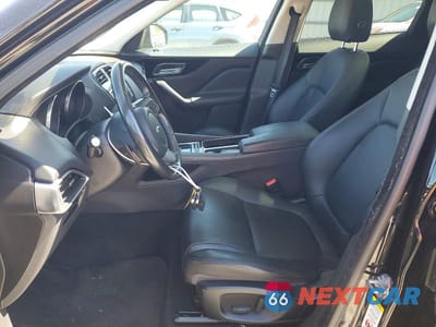 Zdjęcie 7 z 13 samochodu: 2018 JAGUAR F-PACE PREMIUM VIN:SADCJ2FN8JA294434 - miniatura