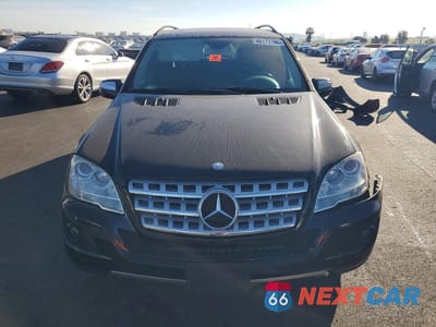 Piąte zdjęcie samochodu w środku: 2010 MERCEDES-BENZ ML 350 4MATIC VIN:4JGBB8GB0AA574453 - miniatura