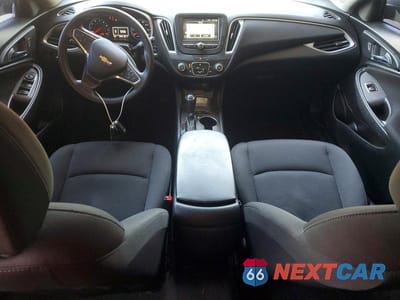 Zdjęcie 8 z 12 samochodu: 2018 CHEVROLET MALIBU LS VIN:1G1ZB5ST6JF117336 - miniatura