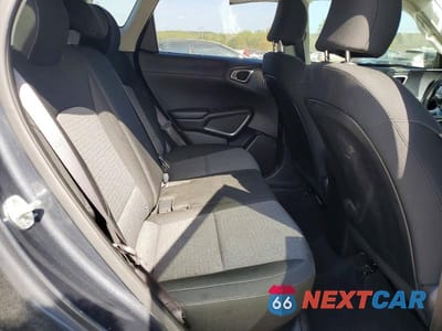 Zdjęcie 11 z 13 samochodu: 2020 KIA SOUL S VIN:KNDJ23AU3L7110117 - miniatura