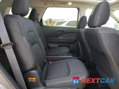 Zdjęcie 11 z 13 samochodu: 2025 NISSAN PATHFINDER SV VIN:5N1DR3BDXSC296618 - miniatura