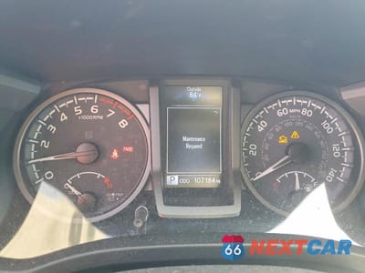 Zdjęcie 9 z 12 samochodu: 2022 TOYOTA TACOMA TRD OFF-ROAD VIN:3TMCZ5AN5NM492586 - miniatura