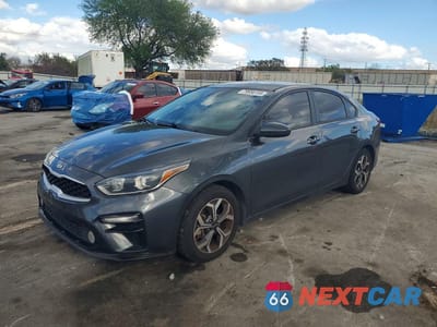 2021 KIA FORTE LXS 3KPF24AD0ME291299 - główne zdjęcie licytacji z USA - miniatura