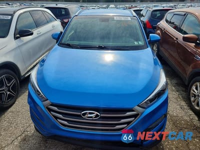 Piąte zdjęcie samochodu w środku: 2018 HYUNDAI TUCSON SEL VIN:KM8J3CA40JU618469 - miniatura