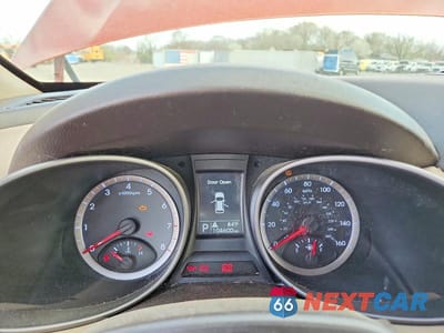 Zdjęcie 9 z 12 samochodu: 2015 HYUNDAI SANTA FE SPORT 2.4L VIN:5XYZU3LB7FG248680 - miniatura