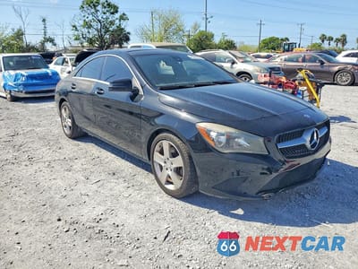 Czwarte zdjęcie samochodu z boku: 2016 MERCEDES-BENZ CLA 250 VIN:WDDSJ4EB4GN317564 - miniatura