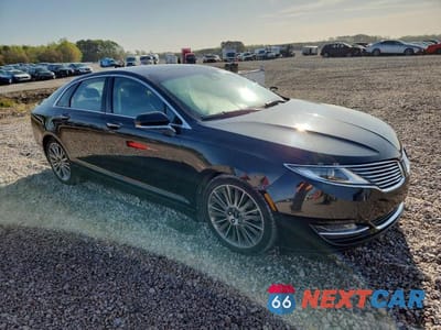 Czwarte zdjęcie samochodu z boku: 2013 LINCOLN MKZ VIN:3LN6L2J96DR829196 - miniatura